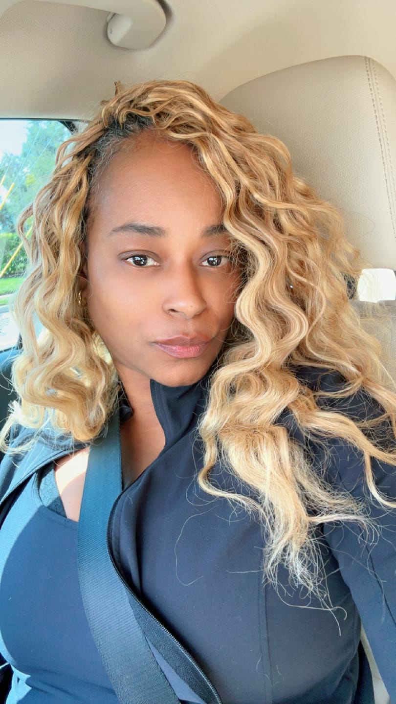 Customer photo review of Silky Straight Micro Loop Hair Extension