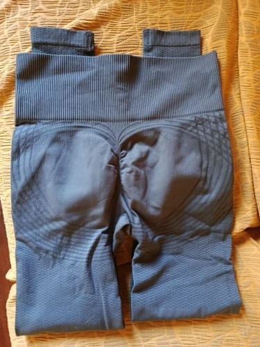 Customer photo review of Slimpur™ | Anti-Cellulite 3D-Leggings für glattere Haut & leichte Beine