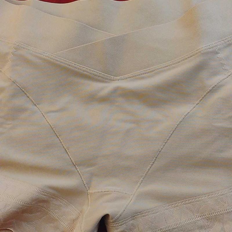 Customer photo review of Culotte taille haute à bandes croisées