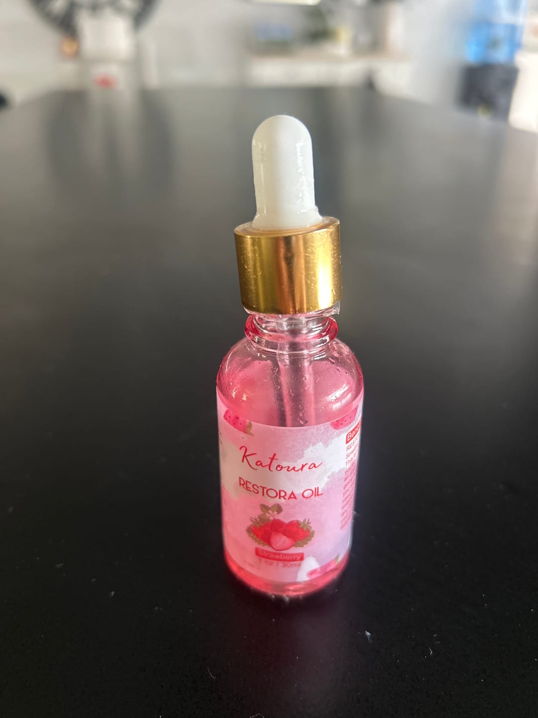 Customer photo review of Restora Oil  Strawberry