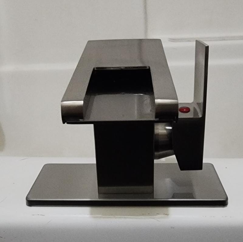 Customer photo review of Arvika - Single-Hole Waterfall Basin Faucet with Deck Plate