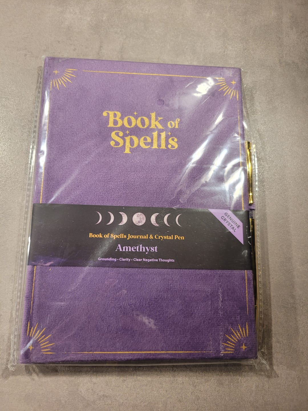 Customer photo review of Book of Spells Journal mit Amethyst-Stift – liniertes Notizbuch A5