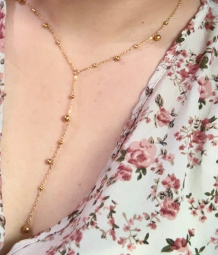 Customer photo review of Collar Corbatin Con Bolitas