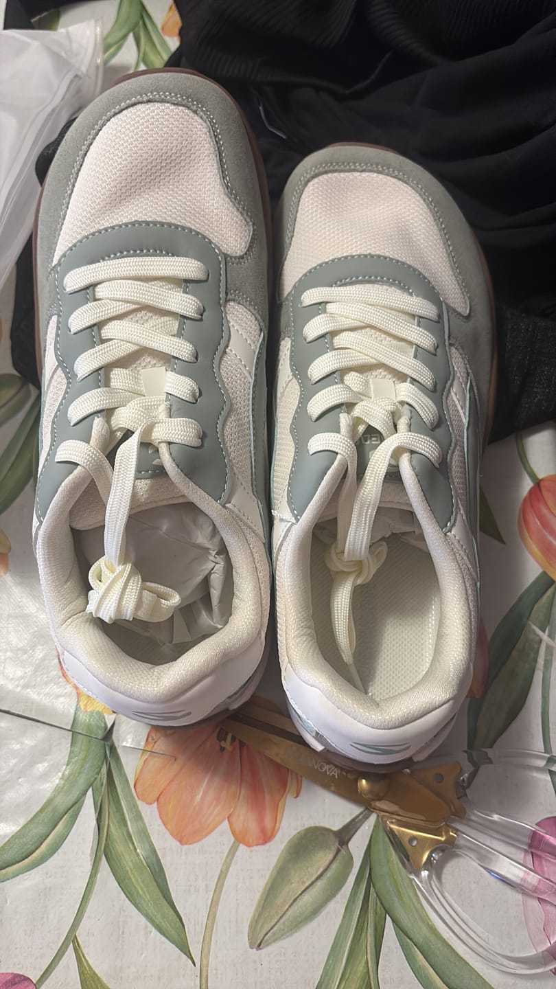 Customer photo review of Hareball - Scarpe Larghe