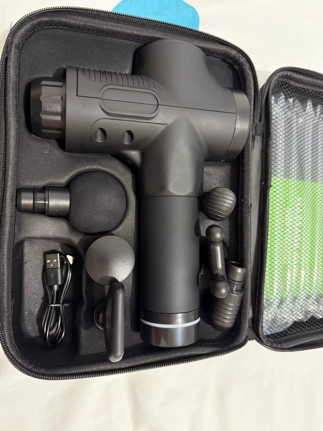 Customer photo review of Masseur électrique pistolet percutant pour le corps