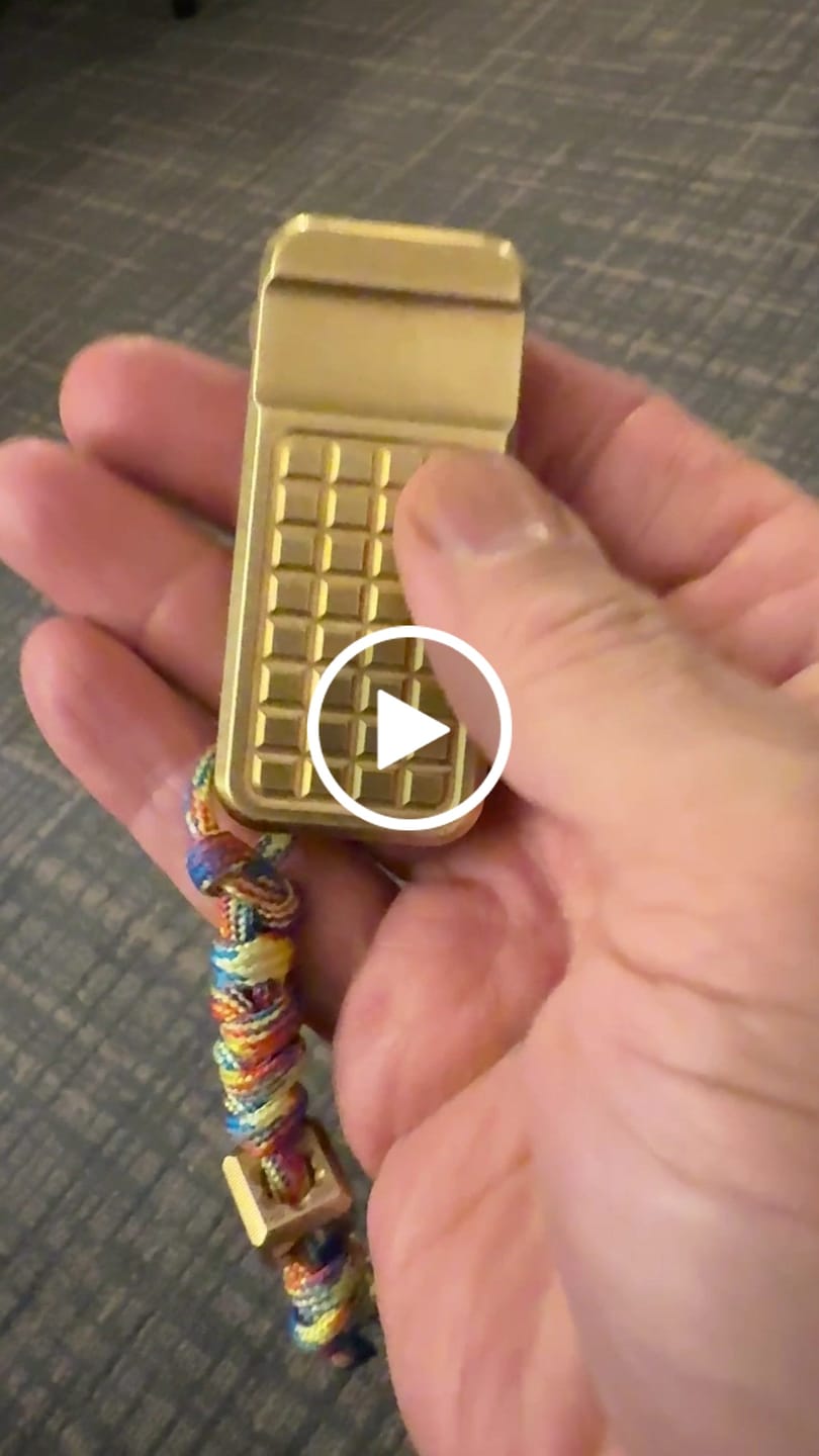 Customer video review of Rivery MFG Zero V2 Utility Knife, Grenade Pattern, Solid Brass - Made in USA