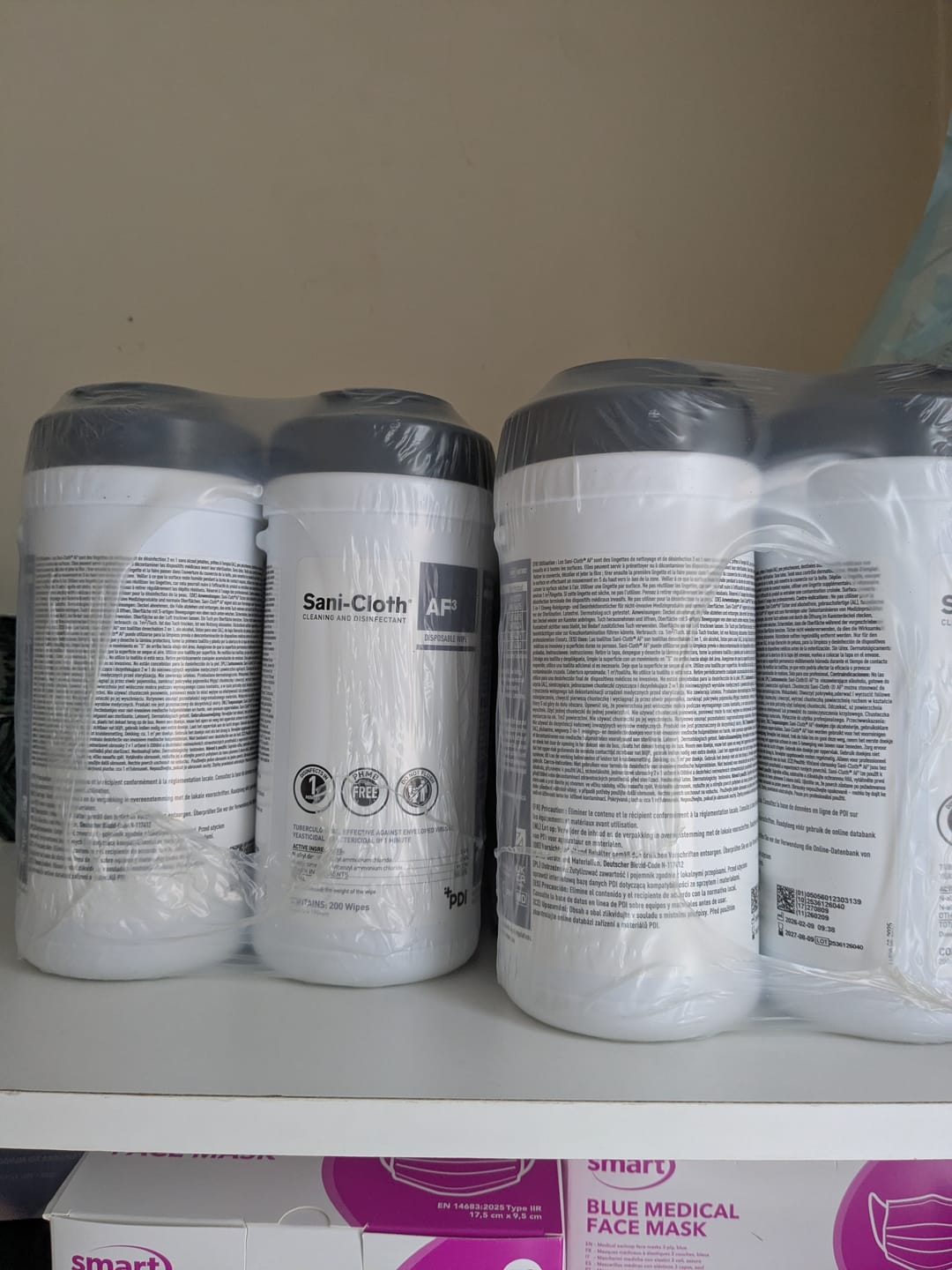 Customer photo review of Sani-Cloth® AF³  Universal - Large Canister (200)