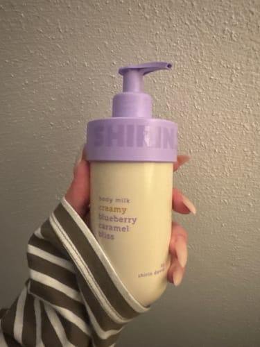 Customer photo review of Body Milk Creamy Blueberry Caramel Bliss