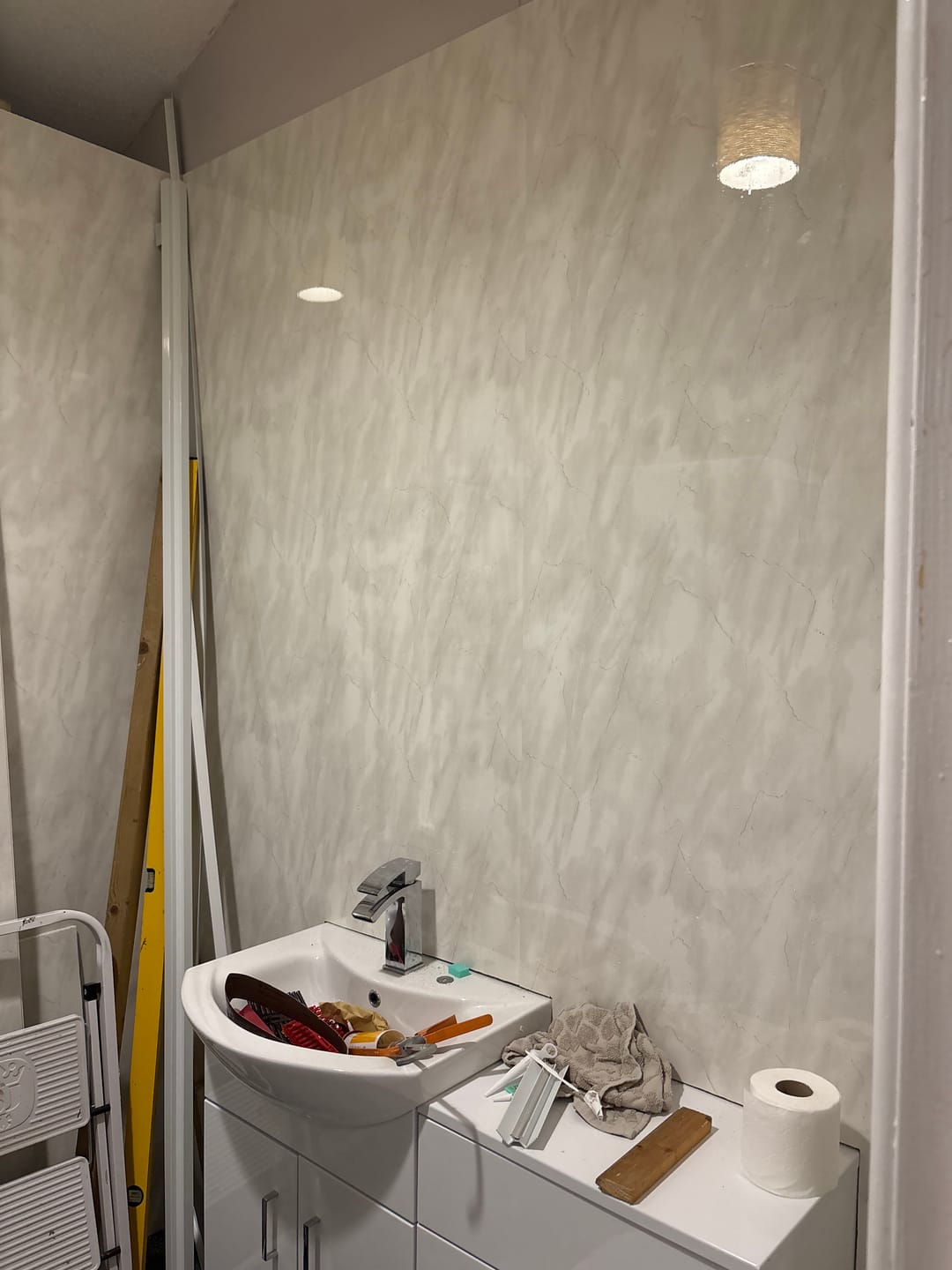 Customer photo review of 8mm White Gloss With 2 Chrome Strip Wall & Ceiling Panel - Pack of 4