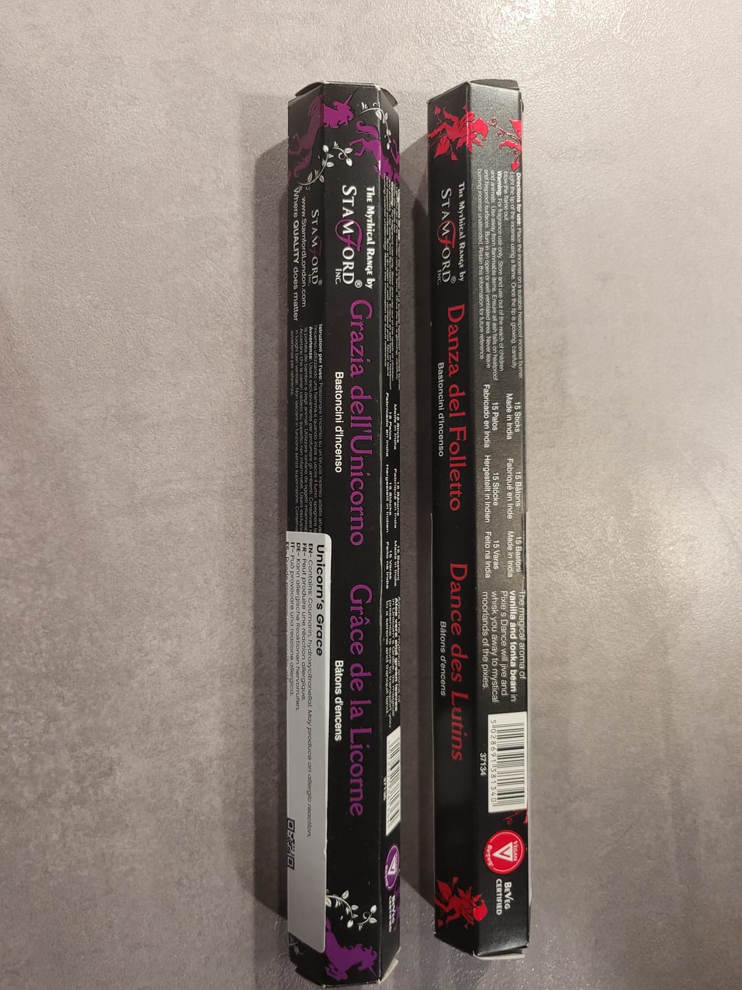 Customer photo review of Witchy Spell Räucherstäbchen – Schwarze Stäbchen mit verschiedenen Düften