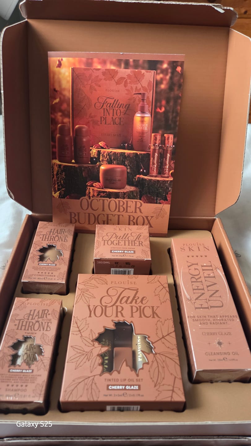 Customer photo review of Budget Box October(One Time Purchase)