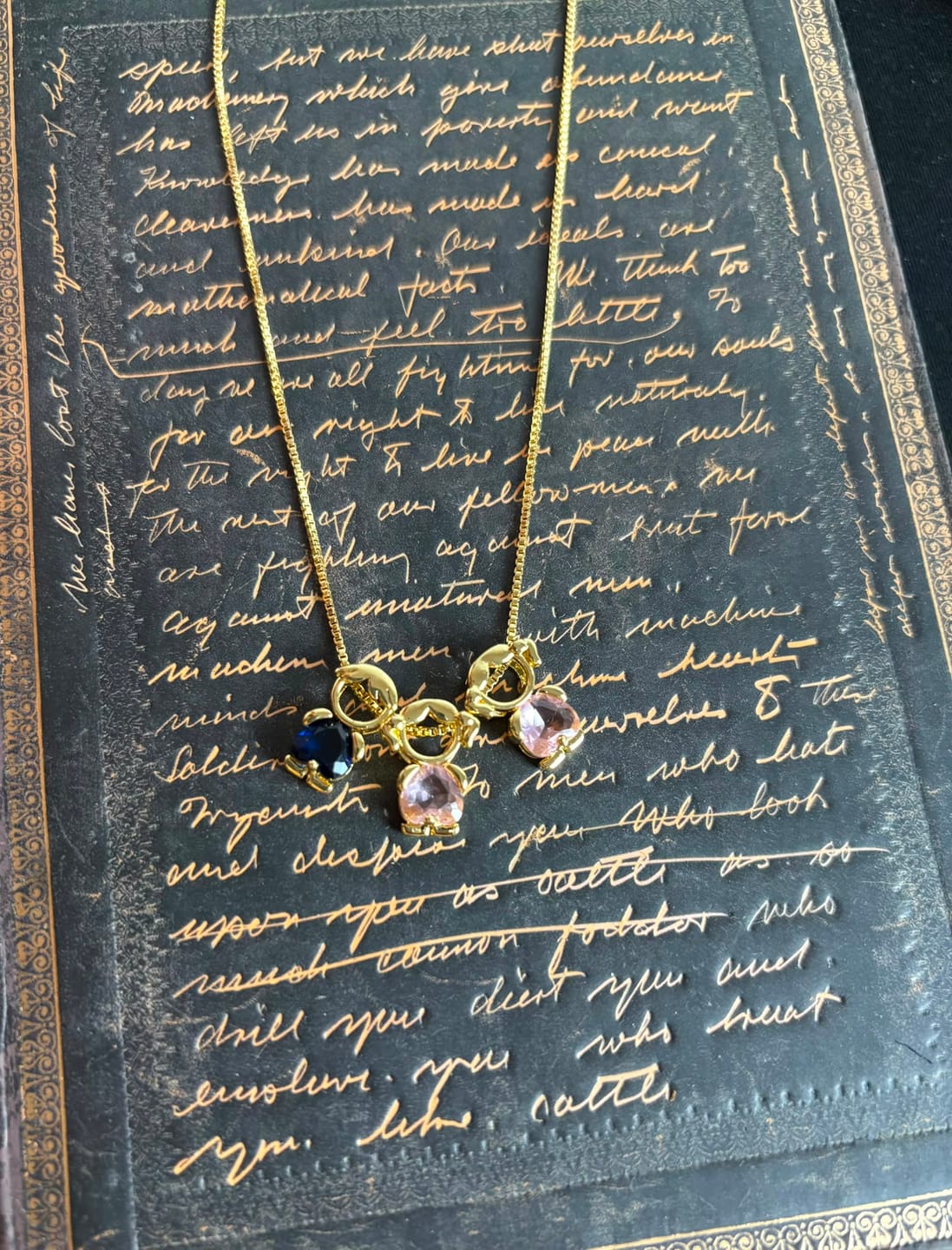 Customer photo review of Collar Cerquita - Mamá e Hijos