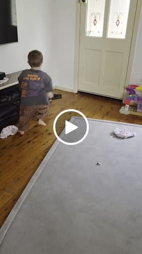 Customer video review of Rascal pant- Rust