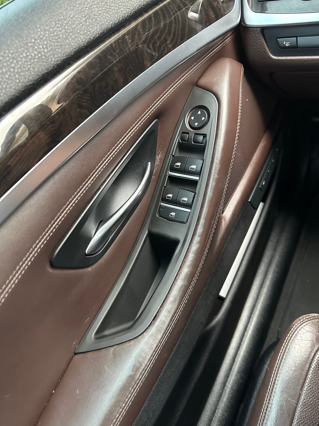 Customer photo review of For BMW 5 Series F10/F11 Inner Door Handle Cover Set – No-Disassembly Fix for Sticky/Melting Handles (2011–2017)