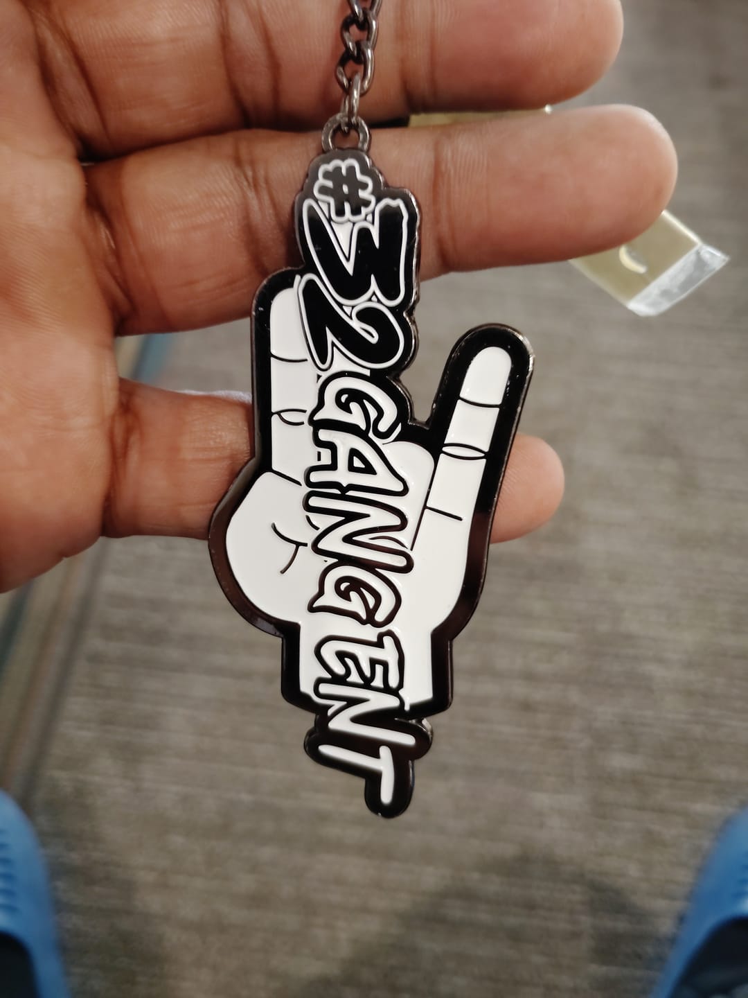 Customer photo review of SHOCKER METAL KEYCHAIN