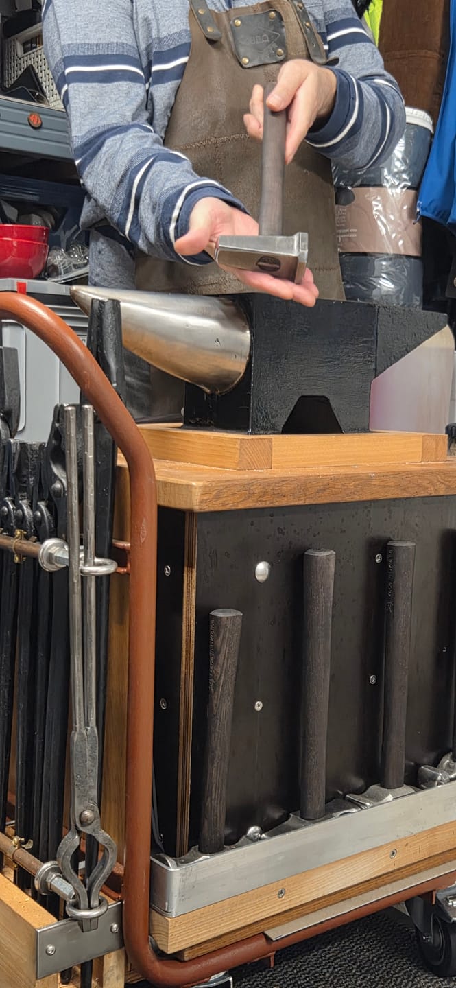 Customer photo review of Blacksmith Hammer (Flatter) 2.5lbs – Precision Tool for Professional Forging