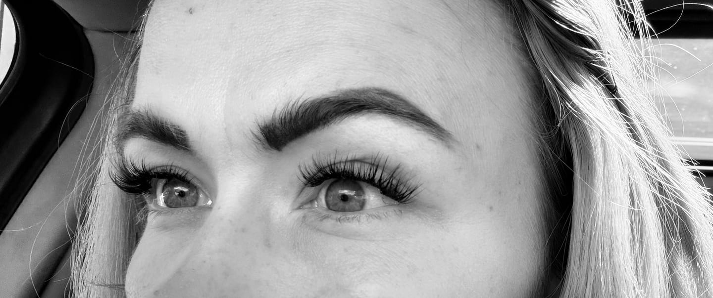 Customer photo review of Magic Lash Kit