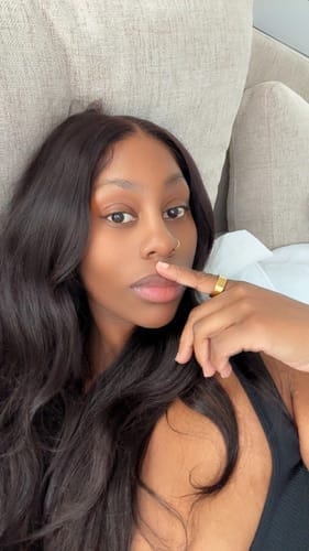 Customer photo review of LaceKiss