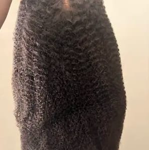 Customer photo review of Wavymy Afro Curly 7x5 Lace Closure Wig Pre-bleached Layered Cut Wear & Go Glueless Wigs Dome Cap 180% Density