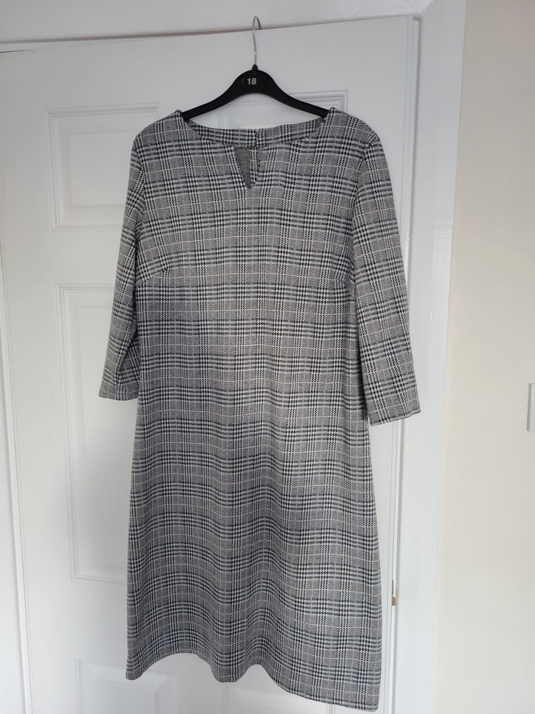 Customer photo review of Dogtooth Checkered Knit Fabric