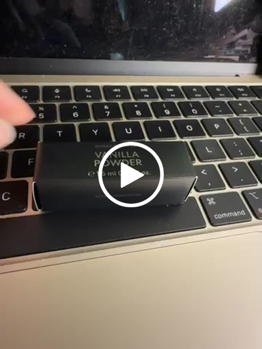 Customer video review of Vanilla Powder Extrait