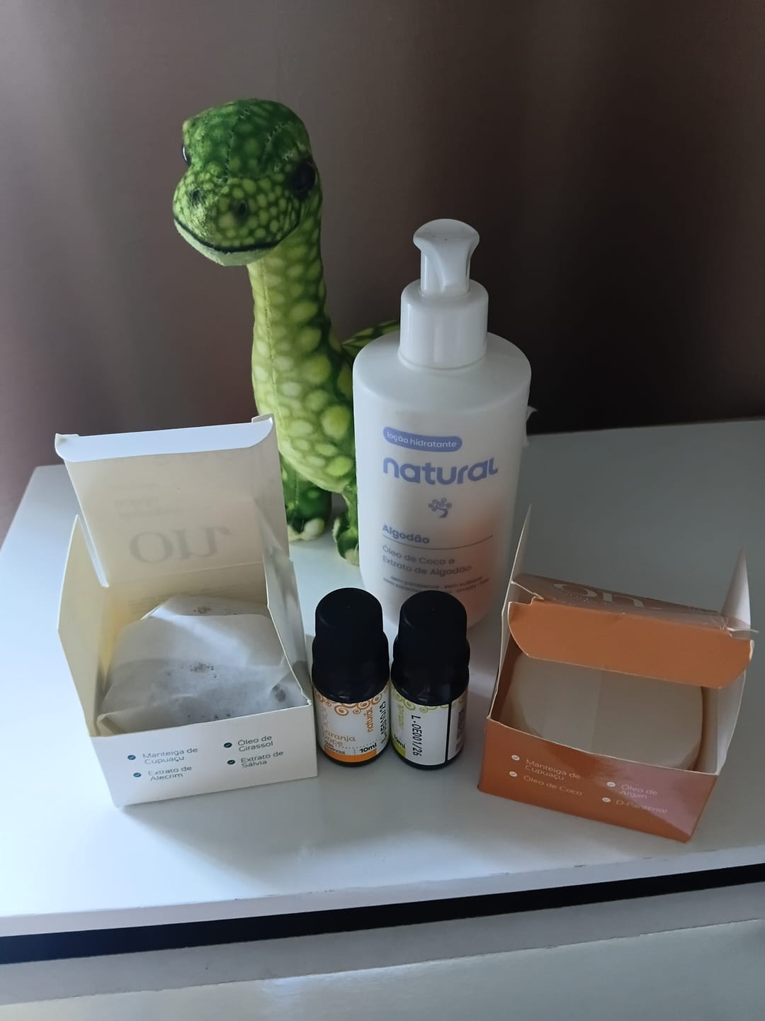 Customer photo review of Loção Hidratante Natural Óleo de Coco e Extrato de Algodão 200ml