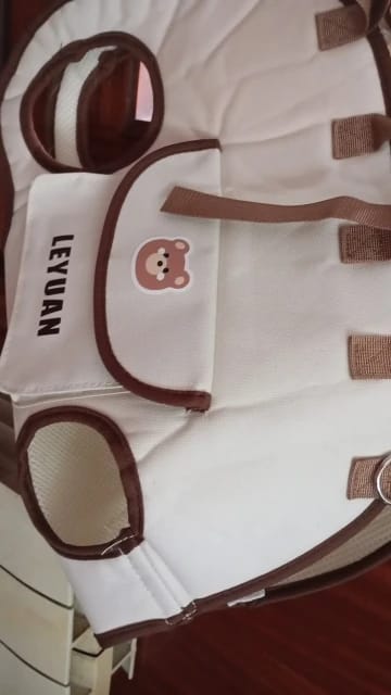 Customer photo review of Tragbare Hundetragetasche Atmungsaktive Verstellbare Hundetransporttasche
