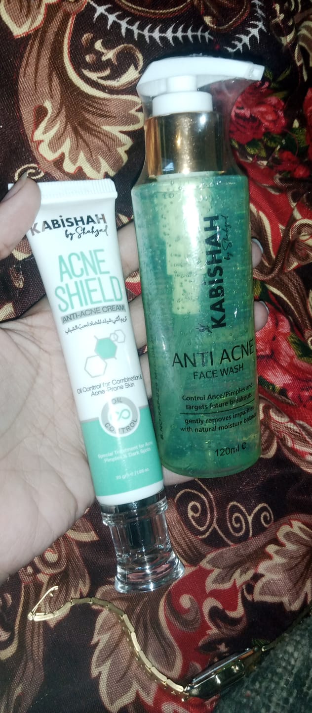 Customer photo review of Anti Acne Bundle