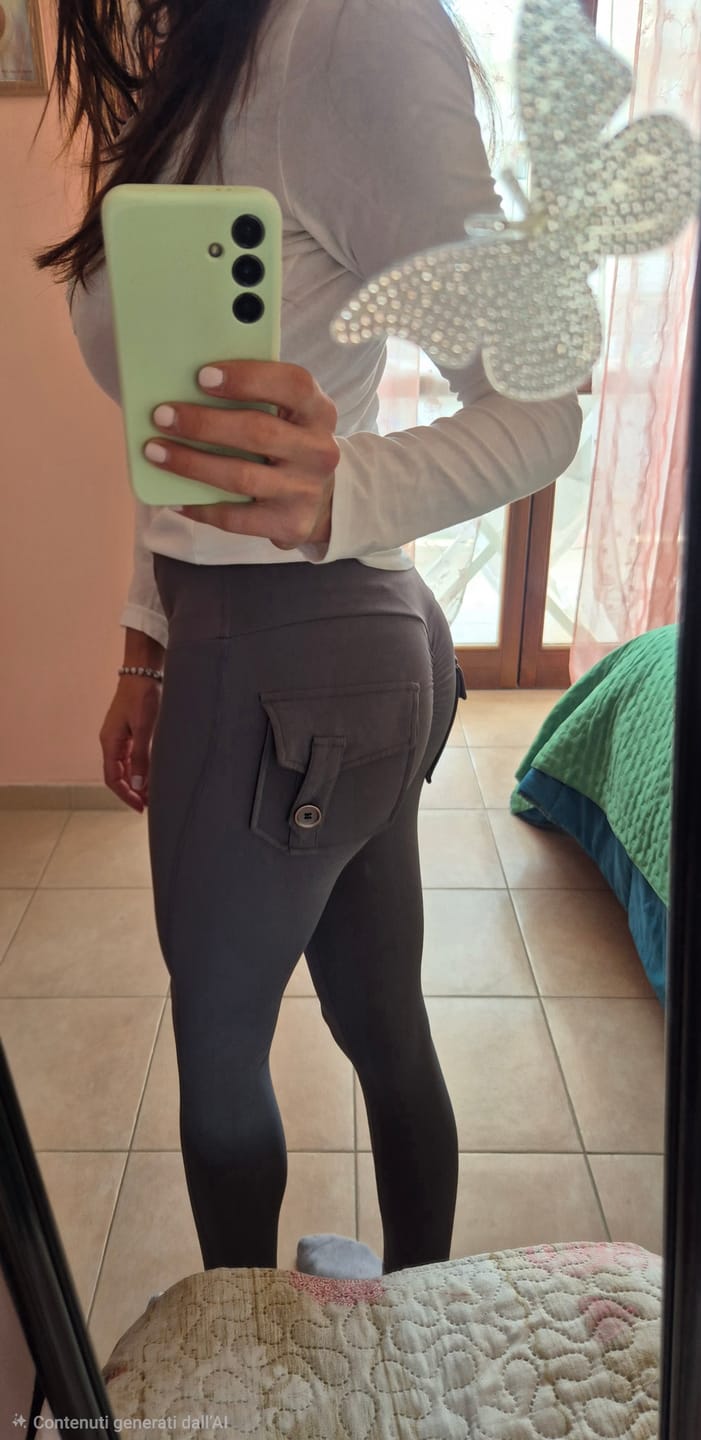 Customer photo review of LEGGINGS VENUS SPORT GRIGIO