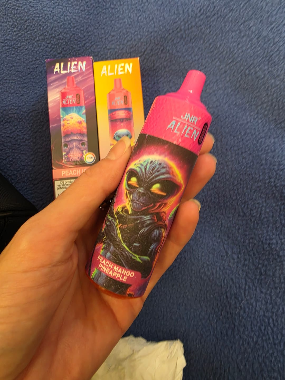 Customer photo review of JNR Alien 10000 Puffs Disposable Vape