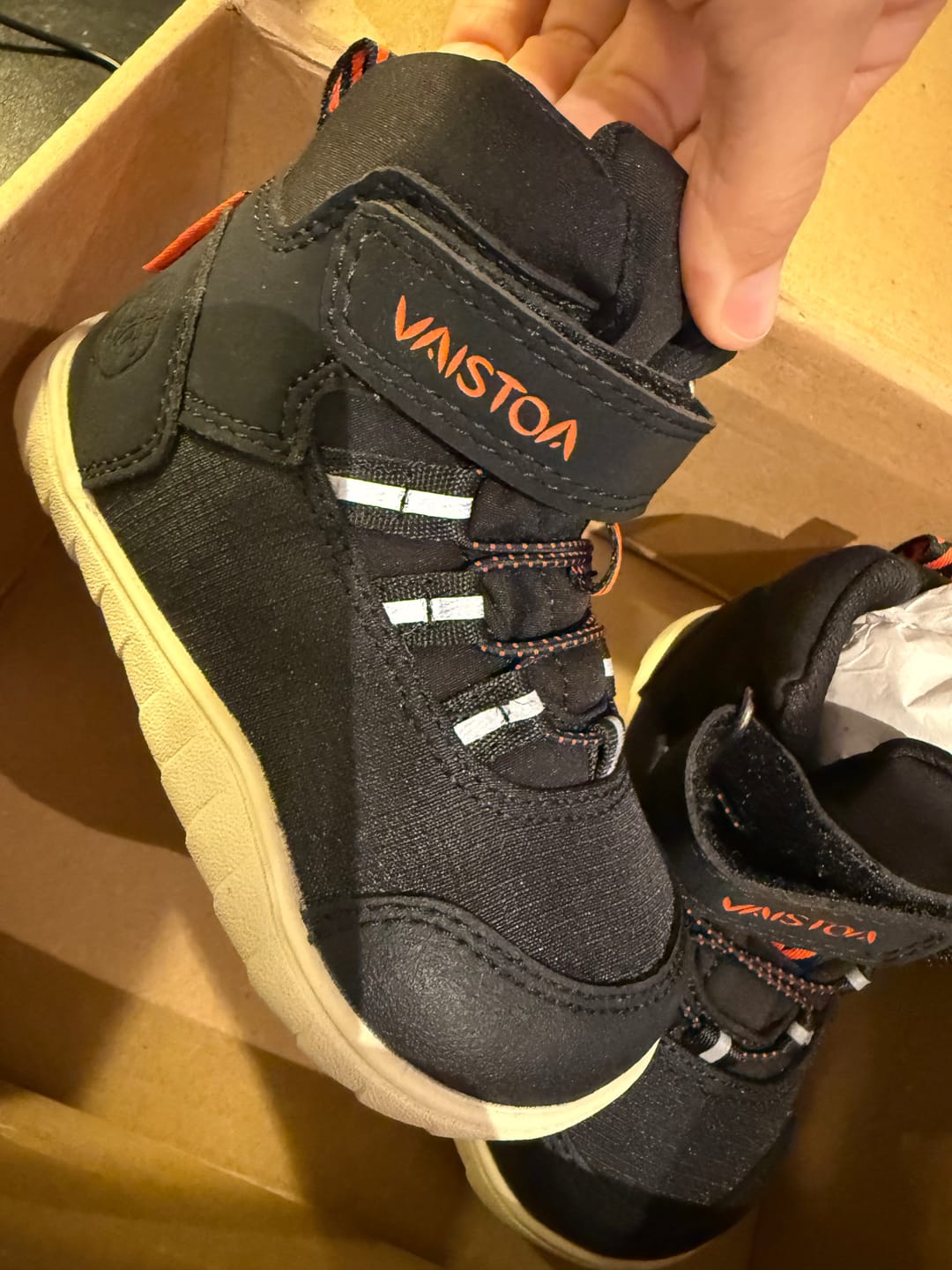 Customer photo review of Vaistoa Kaste Kids | Waterproof Barefoot Sneakers