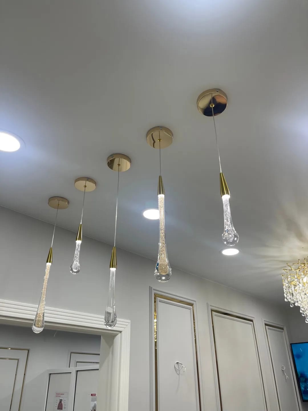 Customer photo review of Gold Pendant Light, Crystal Base, Aluminium Droplet, 23 to 38 cm