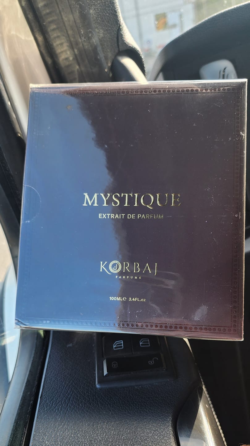 Customer photo review of Korbaj MYSTIQUE - Extrait de Parfum 100ml