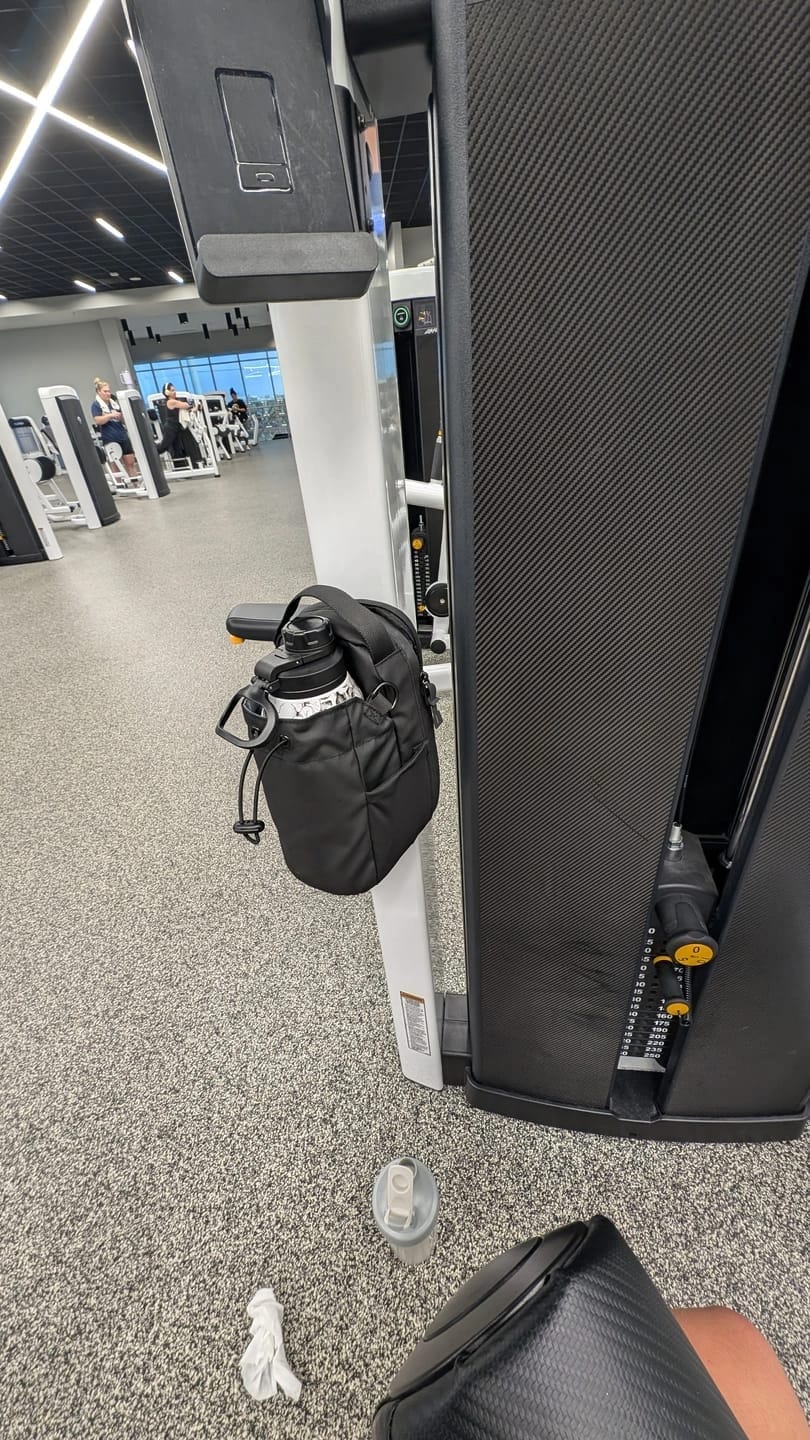 Customer photo review of Magnetic Gym Bag