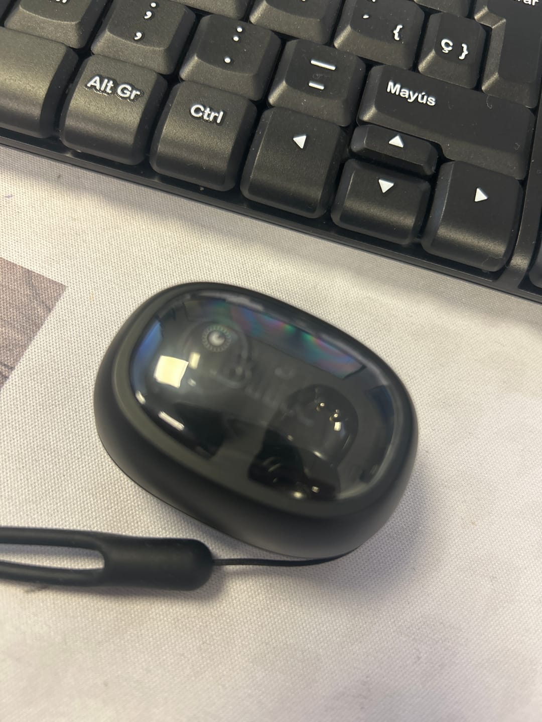 Customer photo review of Audífonos Bluetooth Blik Buds80 30H IPX4 Negro