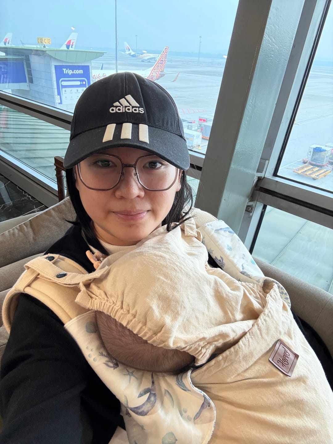Customer photo review of Happy Baby Original Baby Carrier