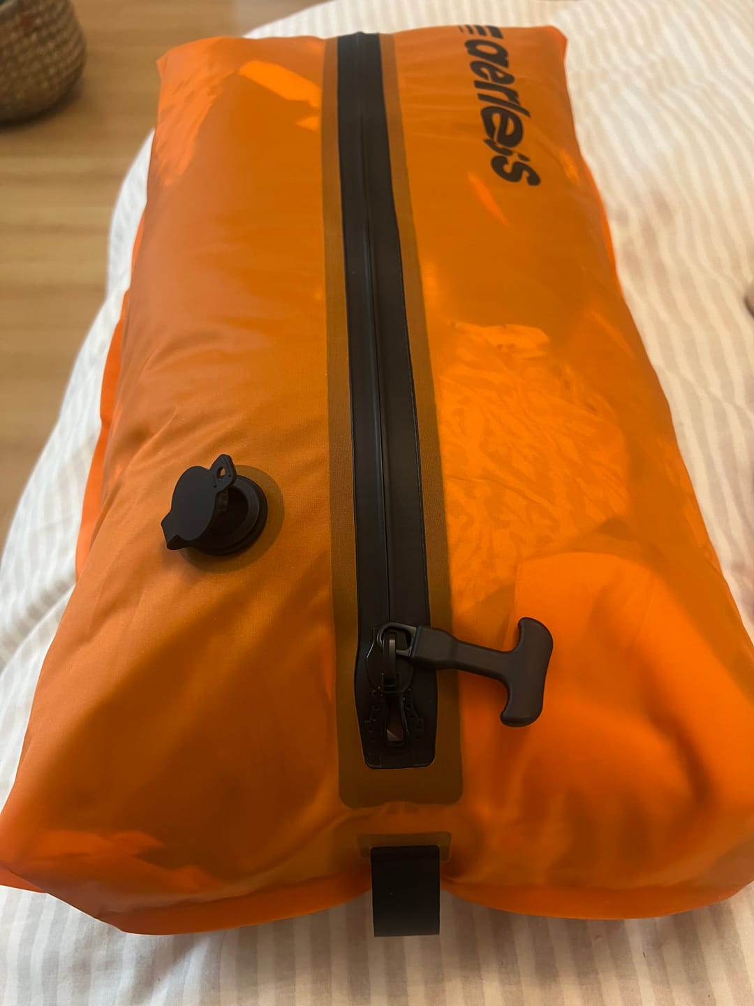 Customer photo review of Aerless™ Luggage Tag