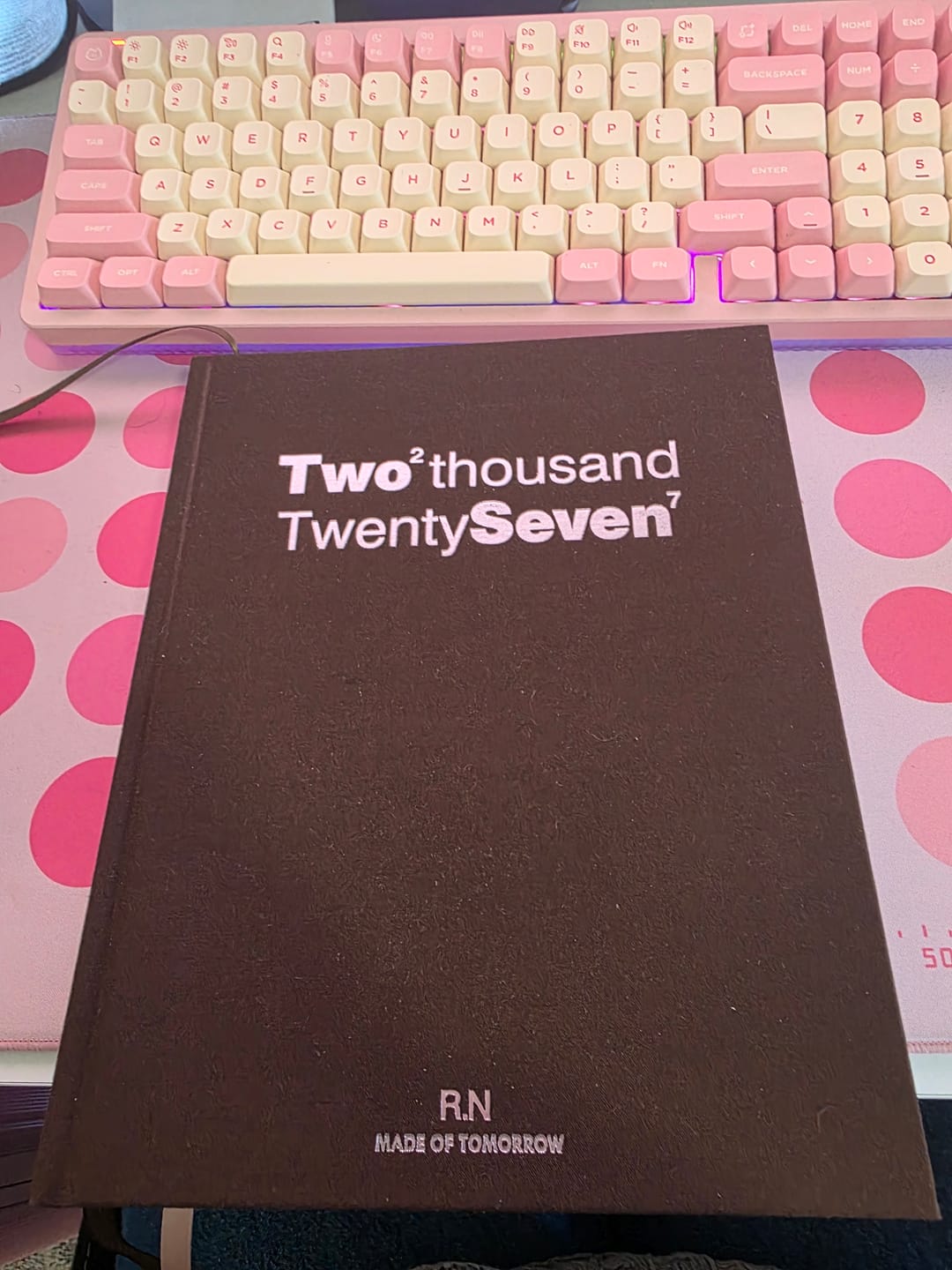 Customer photo review of 2027 Grand Daily Diary - Classic