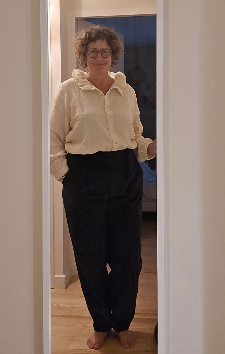 Customer photo review of Blouse Émilie – Double gaze de coton ivoire