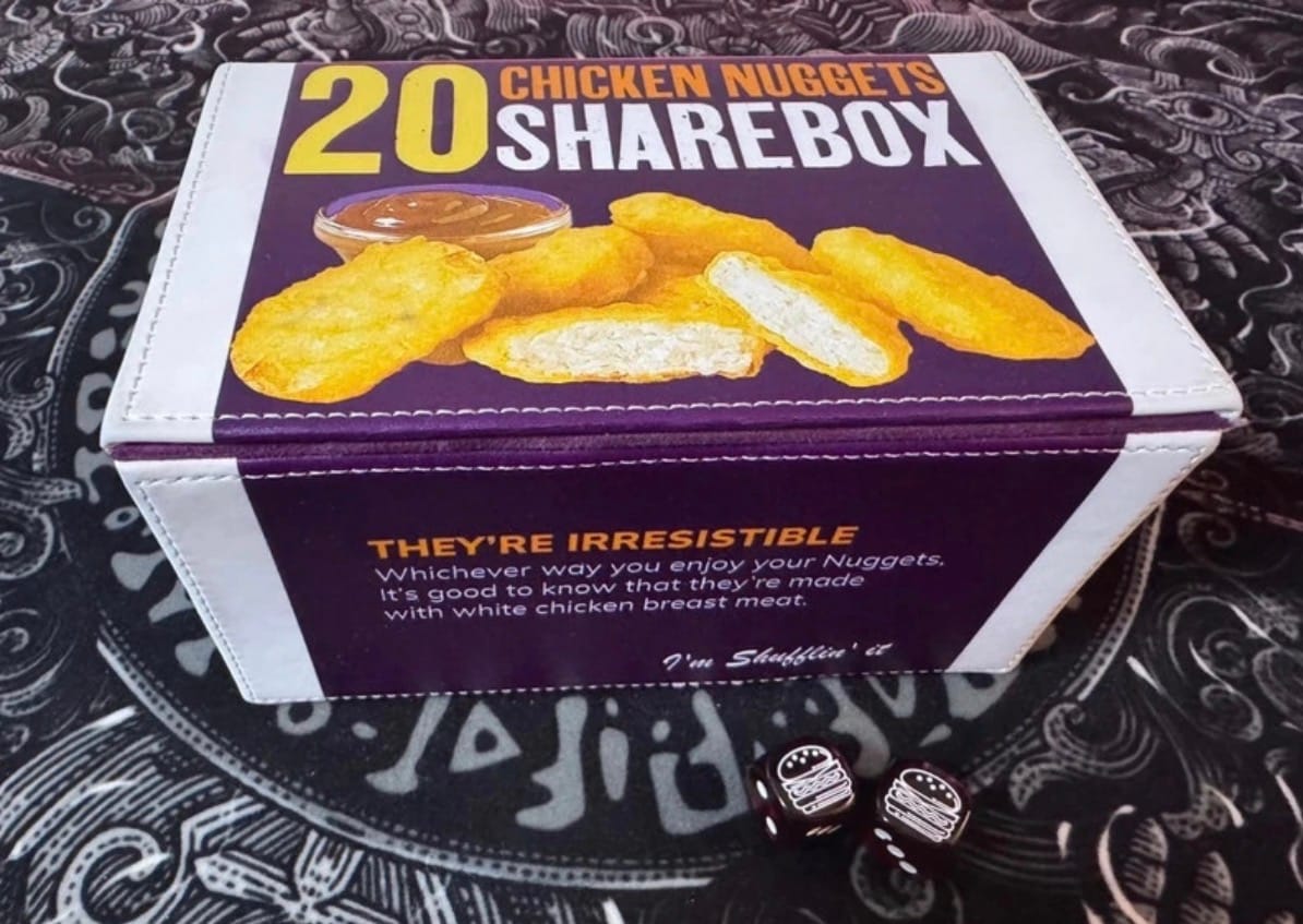 Customer photo review of 20 Chicken Nuggets Deckbox