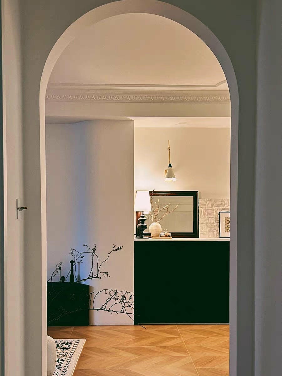 Customer photo review of Articulated Wall Light, Swivel Shade, Wall Sconce, 74 cm Long