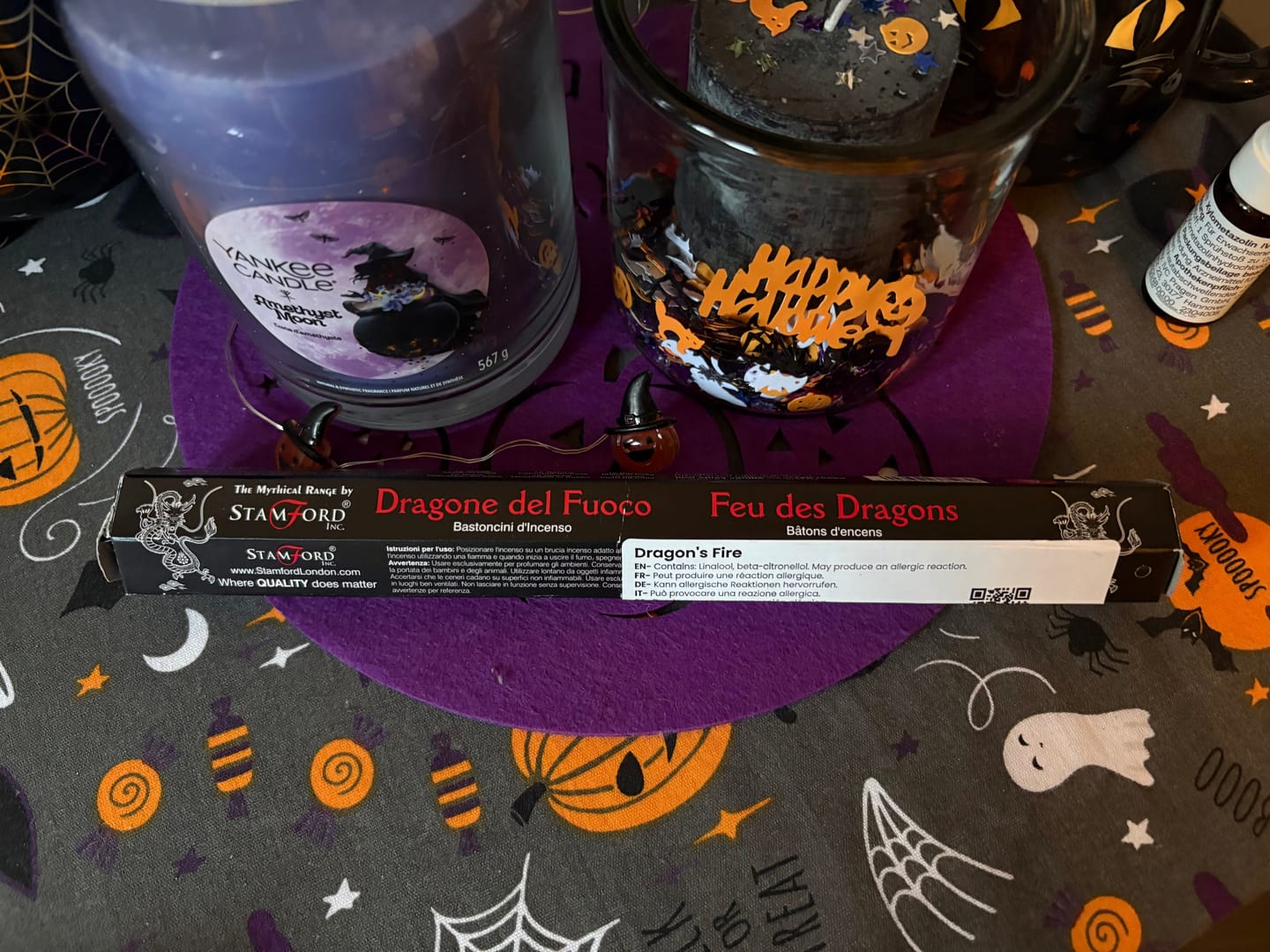 Customer photo review of Witchy Spell Räucherstäbchen – Schwarze Stäbchen mit verschiedenen Düften