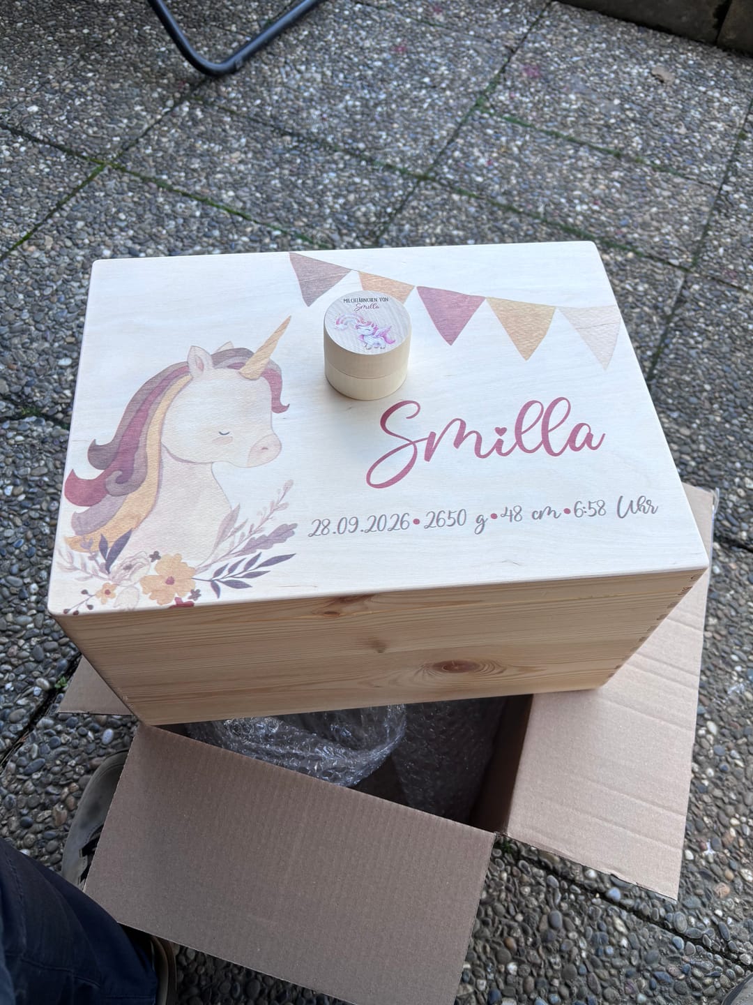 Customer photo review of Weihnachtskugel aus Holz Frohe Weihnachten (nicht personalisiert)