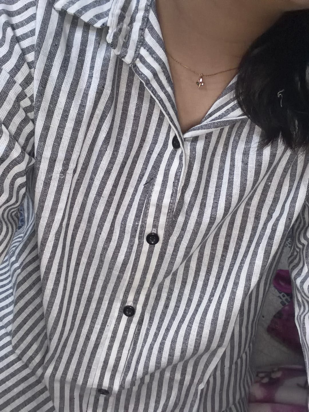 Customer photo review of MONO - STRIPE WOMEN'S SHIRT