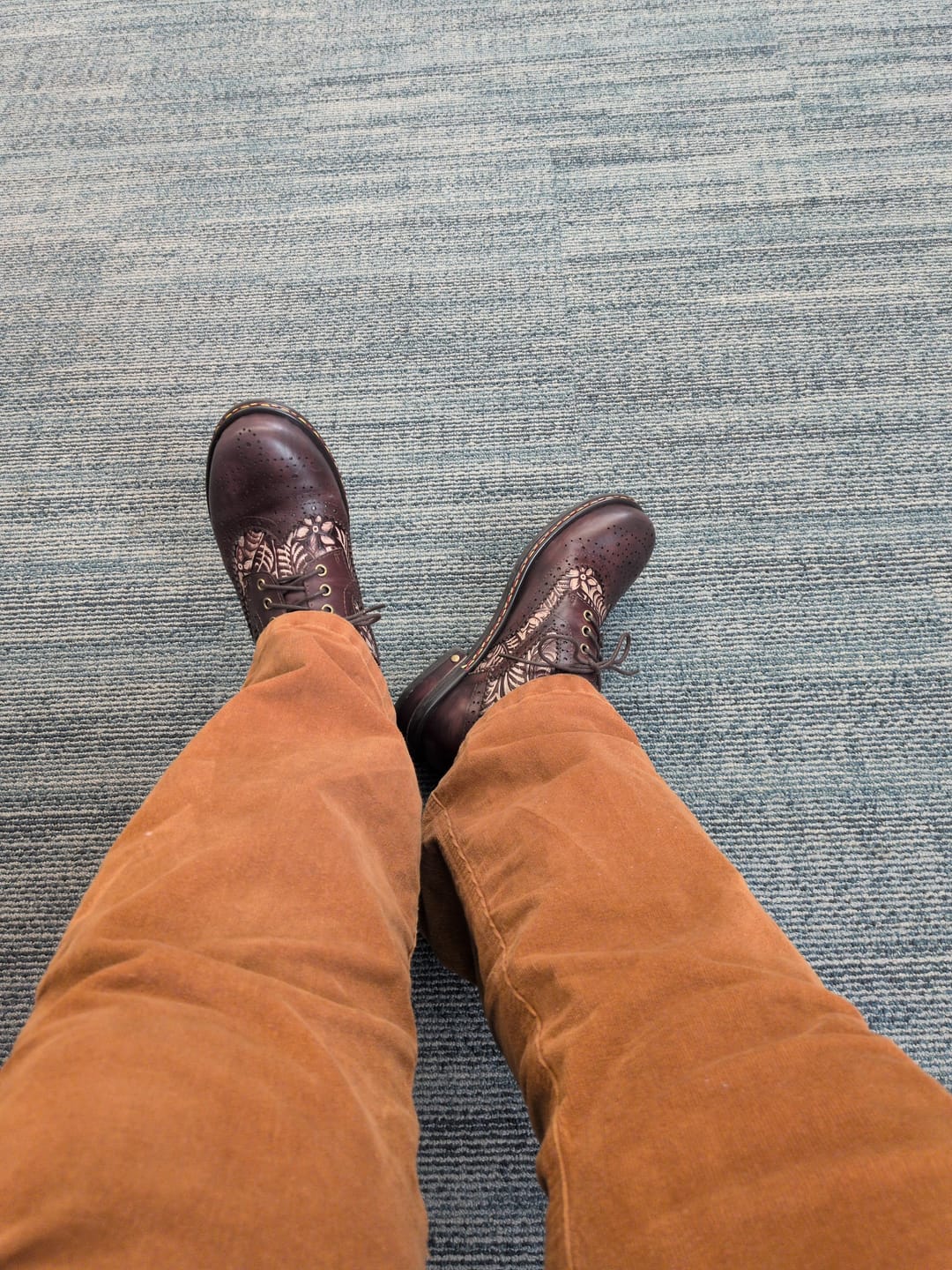 Customer photo review of Floral Engraved Vintage Leather Oxford Shoes