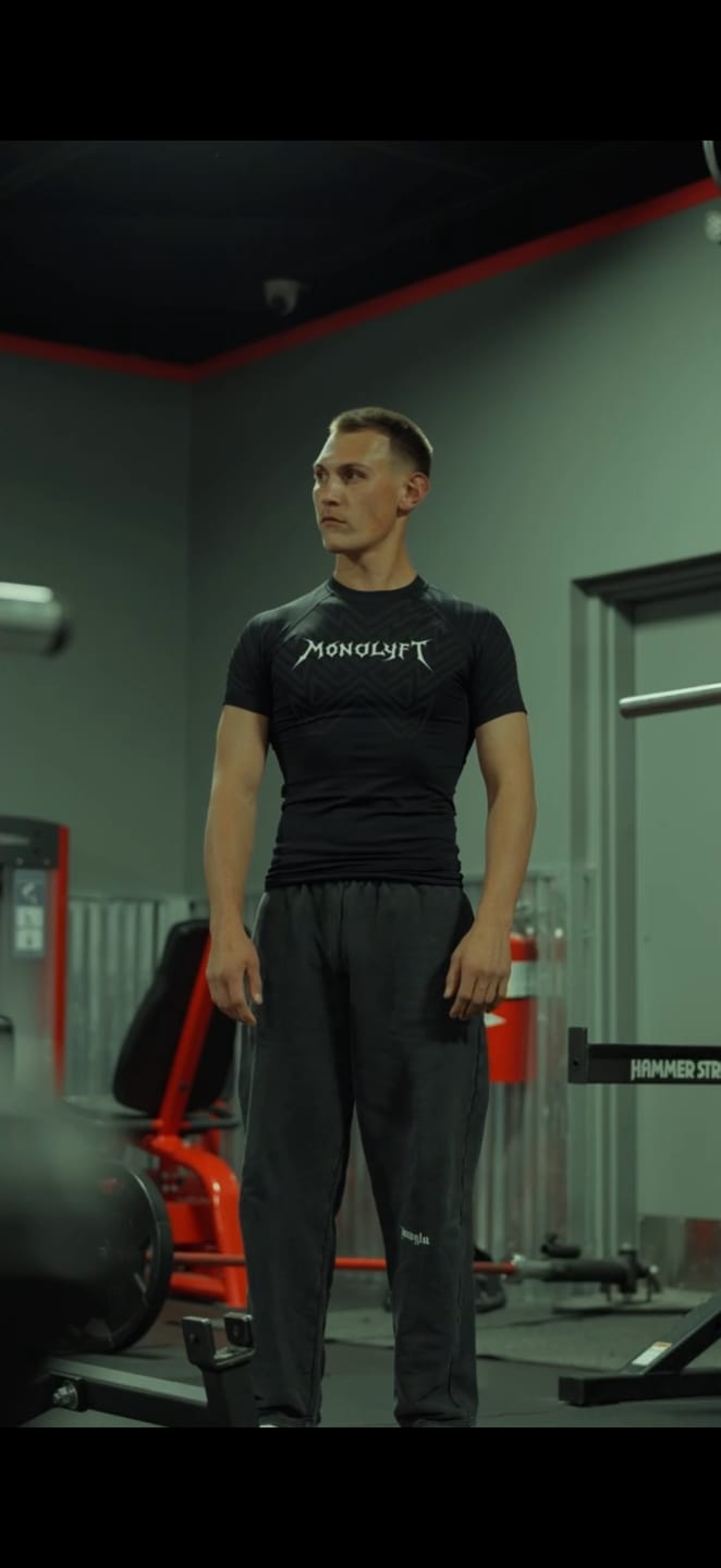 Customer photo review of SAMURAI COMPRESSION TEES