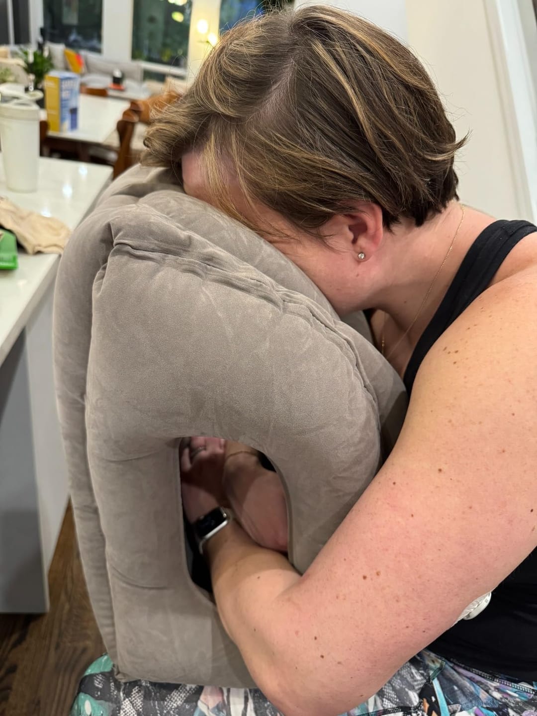 Customer photo review of TripCloud™ - Inflatable Travel Pillow
