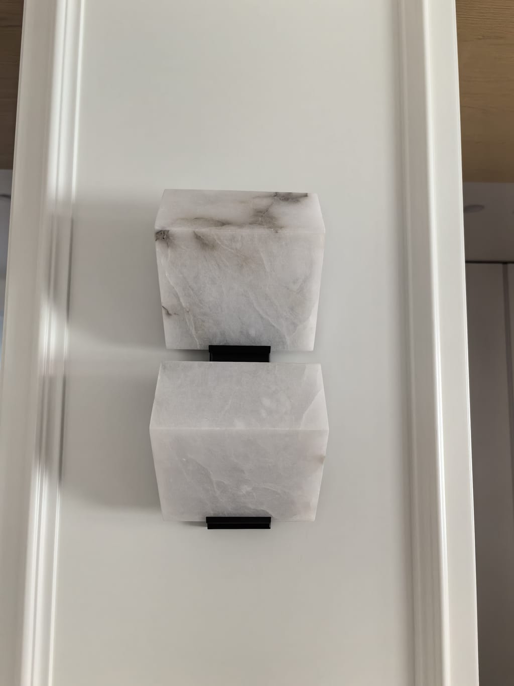 Customer photo review of Stepped White Alabaster Wall Light, Wall Sconce, LED