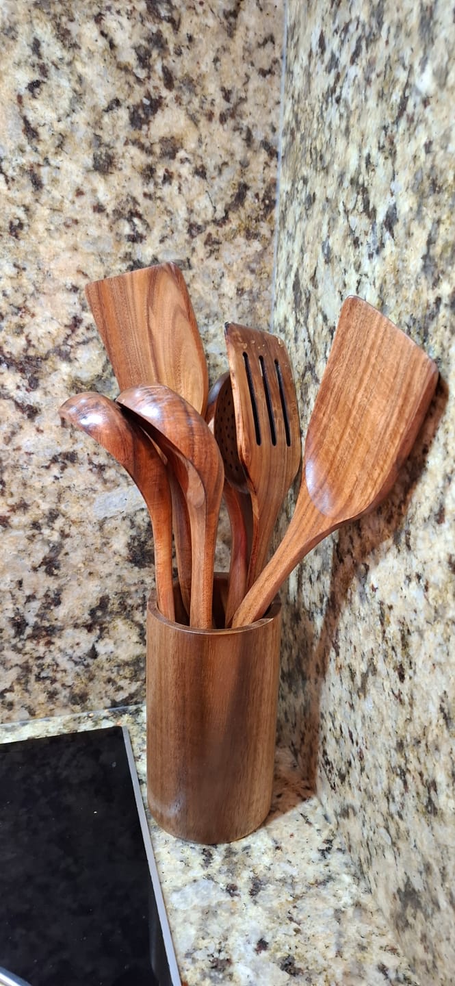 Customer photo review of Hälsa Trä Natural Wood Utensil Set