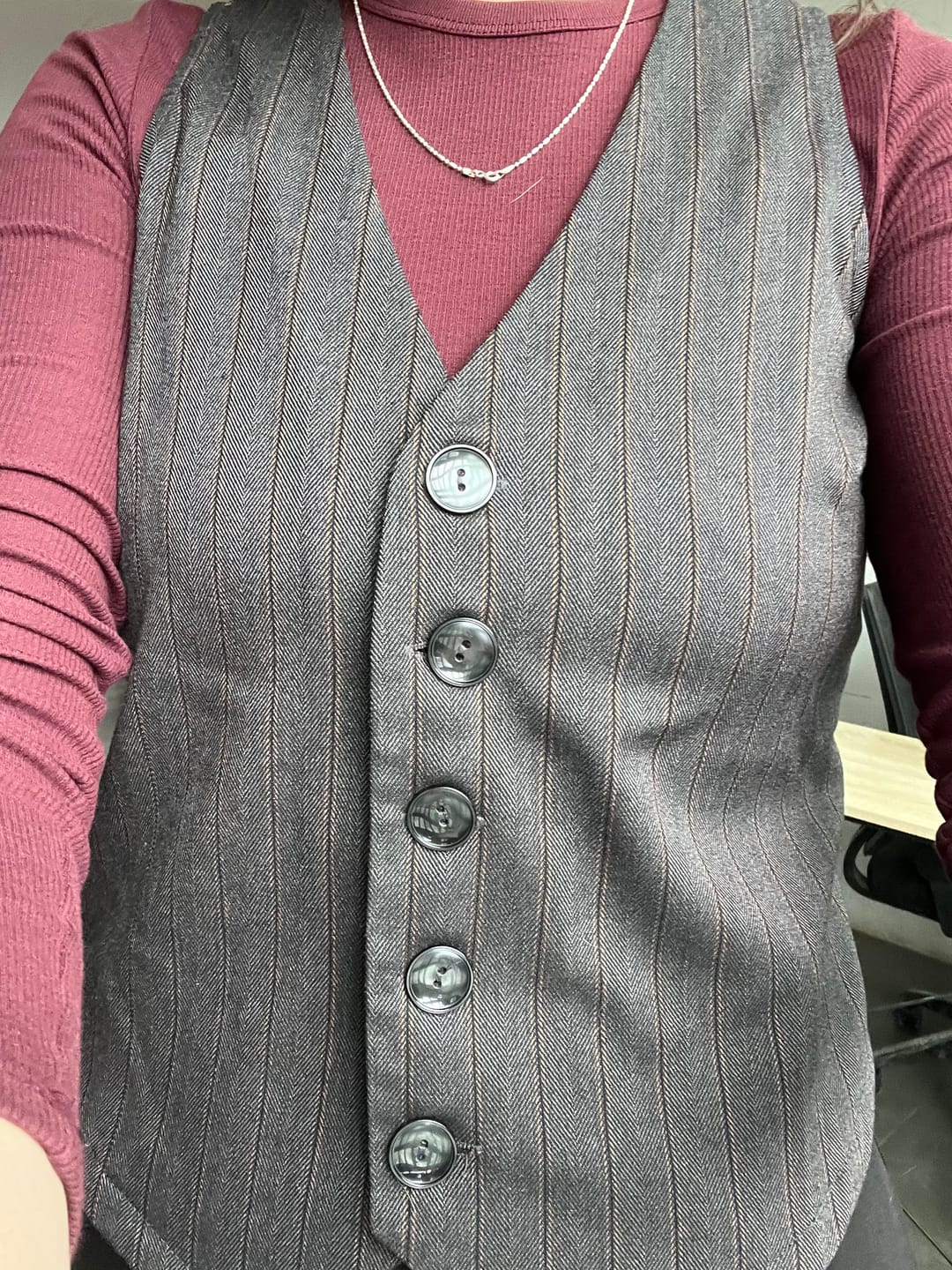 Customer photo review of VEST RAI gris